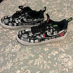 Men's Nike Air Force 1 Low Worldwide🖤